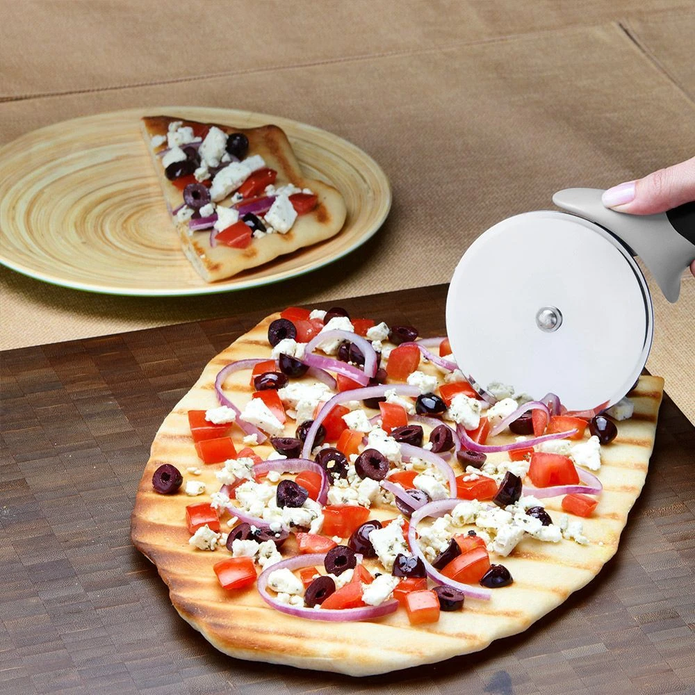 Weber Pizza Cutter 2 Weber Pizza Cutter - Image 2