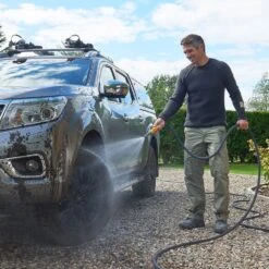 Tuffhoze 35m 7 Tuffhoze 35m -Greeny Sales 10200487 10172014 10200488 TUFFHOZE Lifestyle Washing Car