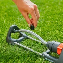 Gardena Oscillating Sprinkler Aqua S 7 Gardena Oscillating Sprinkler Aqua S -Greeny Sales 1027963620 20GA150 2424