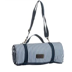 Three Rivers XL Picnic Blanket 200cm X 140cm 6 Three Rivers XL Picnic Blanket 200cm X 140cm -Greeny Sales 10286711 36008 Three Rivers XL Picnic Blanket 2