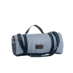 Three Rivers XL Picnic Blanket 200cm X 140cm 7 Three Rivers XL Picnic Blanket 200cm X 140cm -Greeny Sales 1028671120 203600820Three20Rivers20XL20Picnic20Blanket